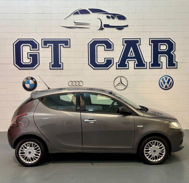 LANCIA Ypsilon 1.2 69 CV 5 porte Silver