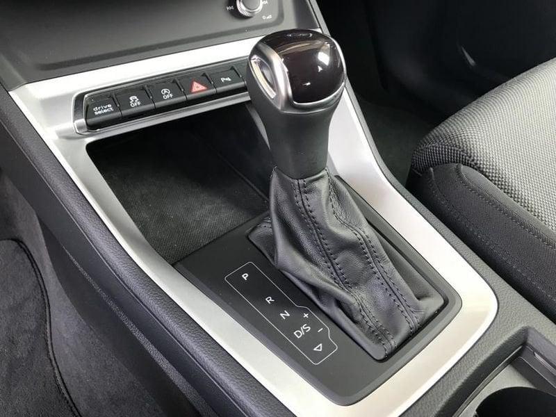 Audi Q3 SPB 35 TDI Quattro S tronic S-LINE Edition S LINE + 19 + NAVI