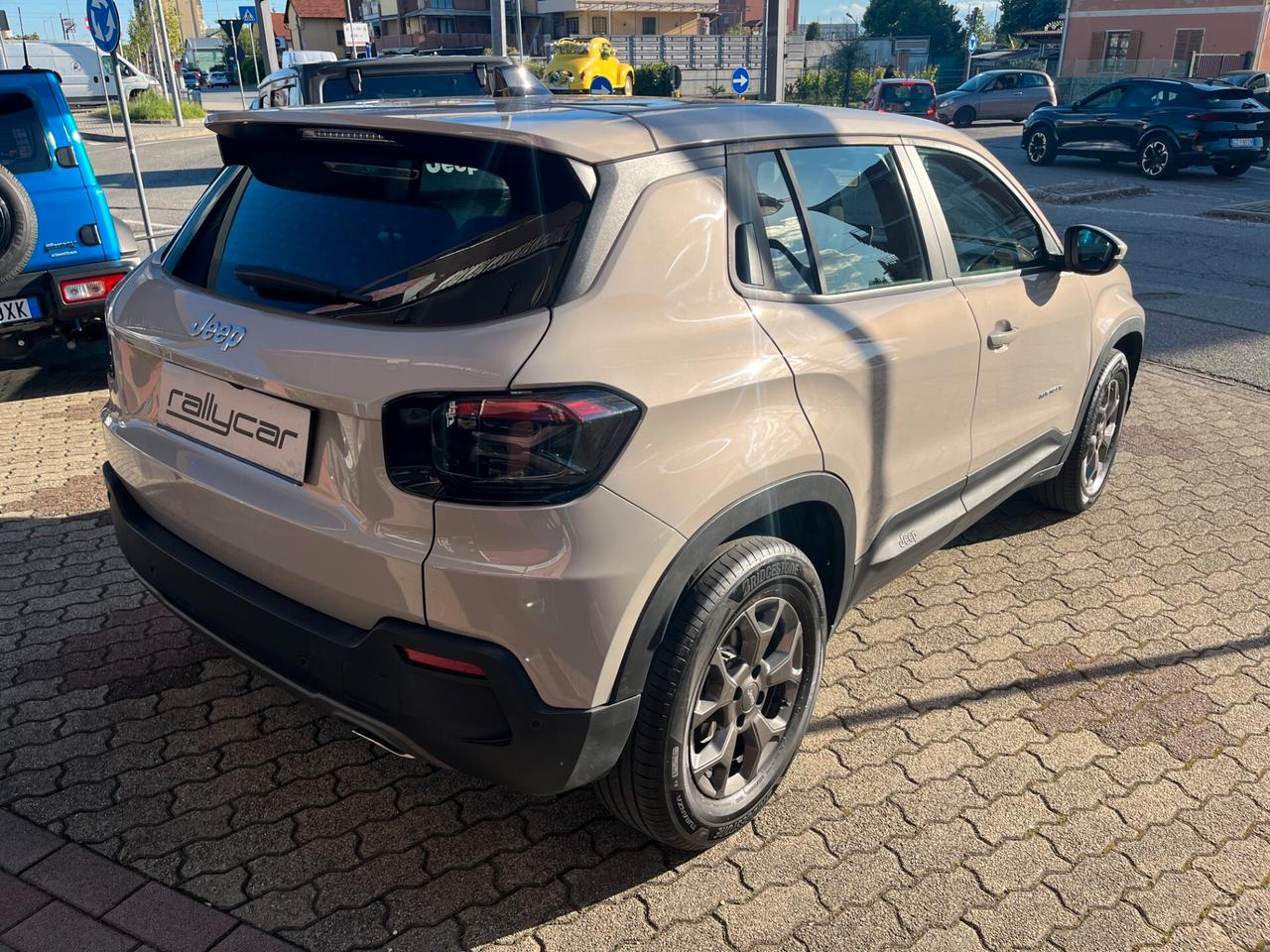 Jeep Avenger 1.2 100 CV Longitude - 9.900km