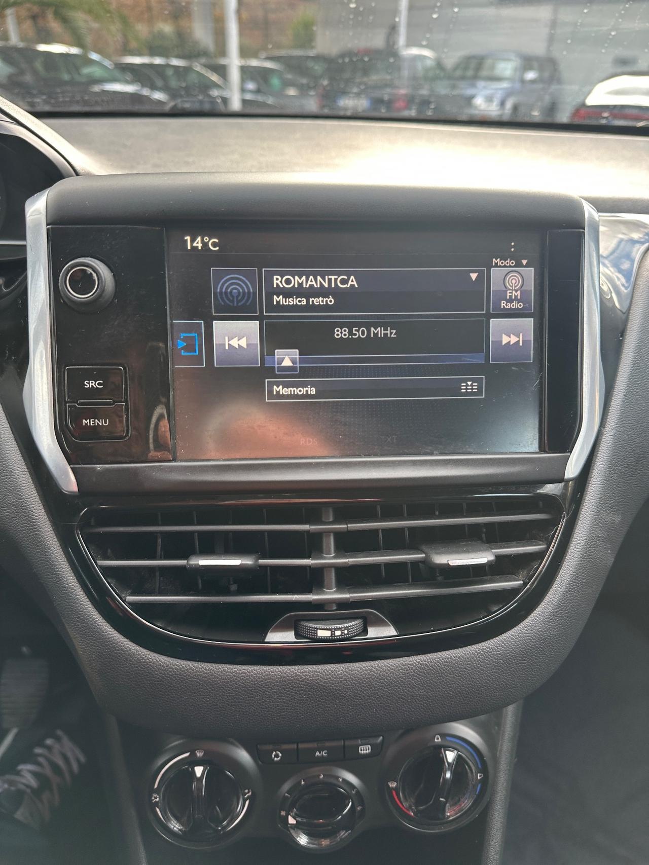 Peugeot 208 PureTech 82 5 porte Allure