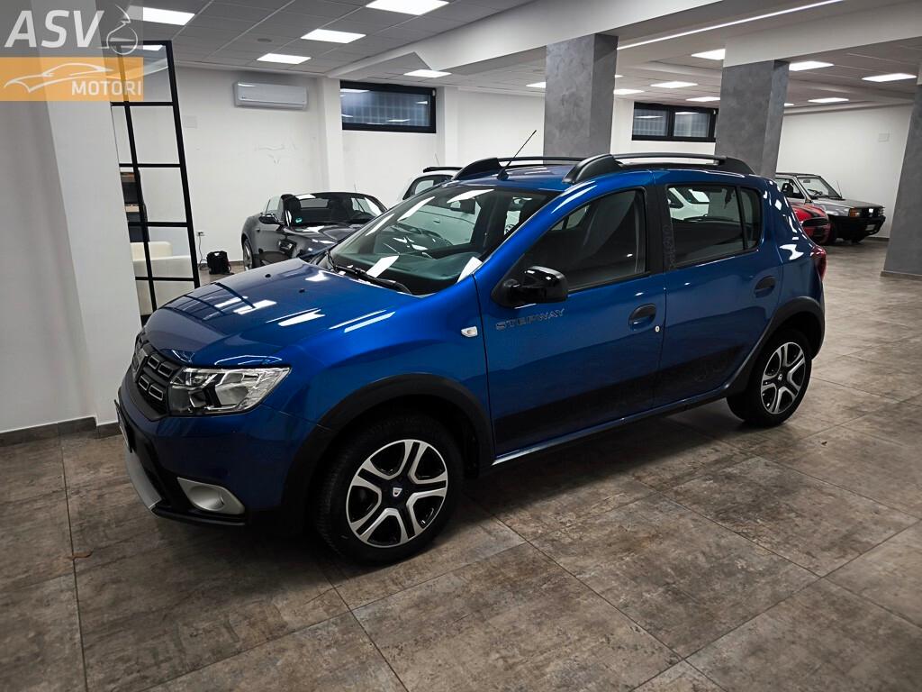 Dacia Sandero Stepway 1.0 TCe 100CV ECO-G 15th Anniversary