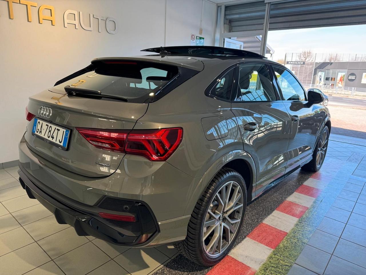 Audi Q3 SPB 45 TFSI quattro S tronic line edition