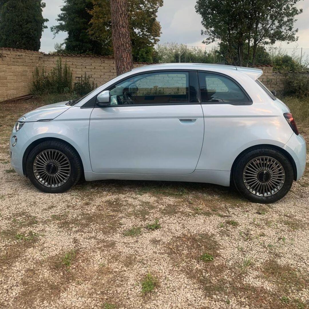 Fiat 500e ICON 42 kWh UNIPRO