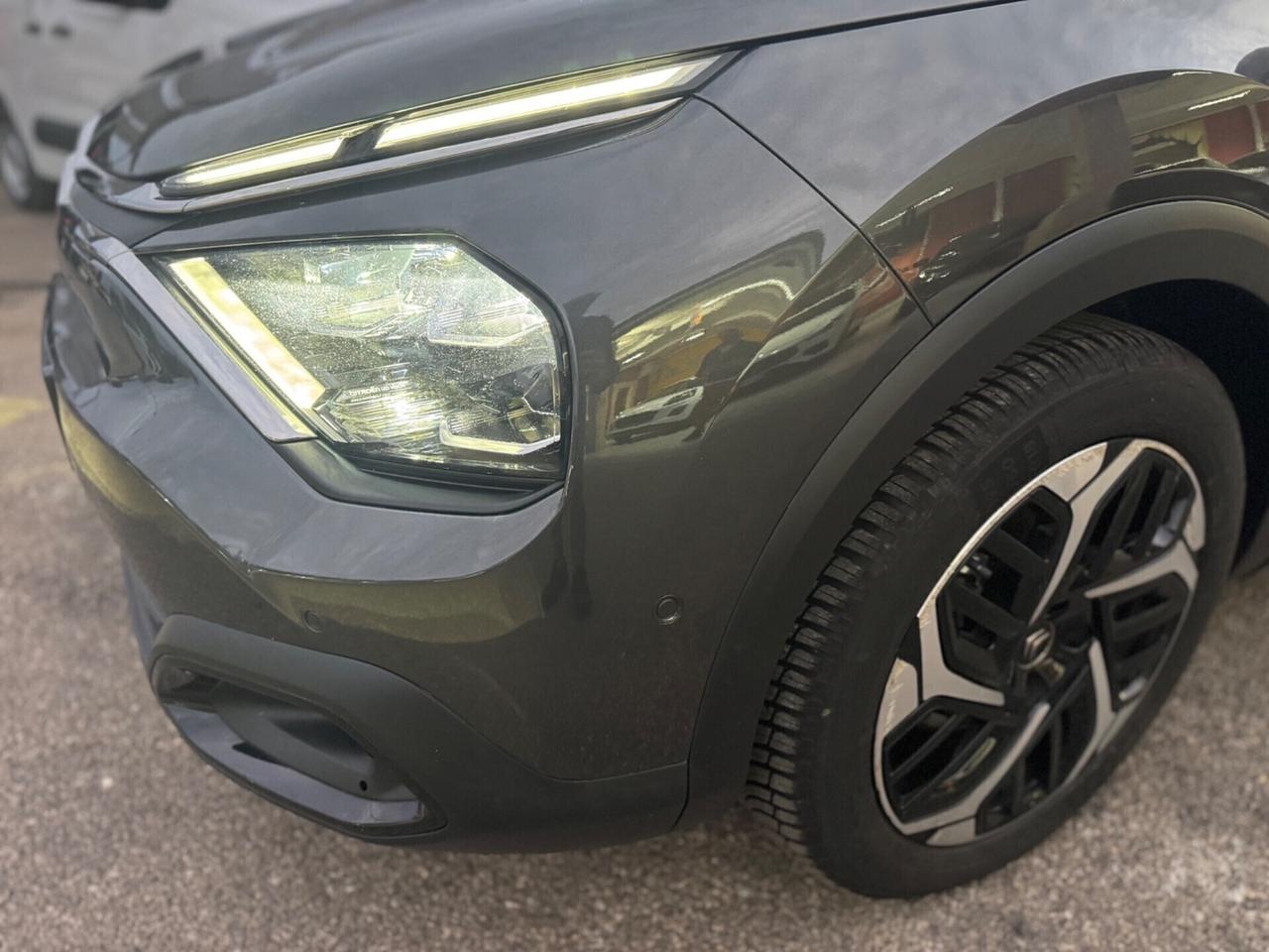 Citroen C4 BlueHDi 130 EAT8 Shine retrocam Sensori