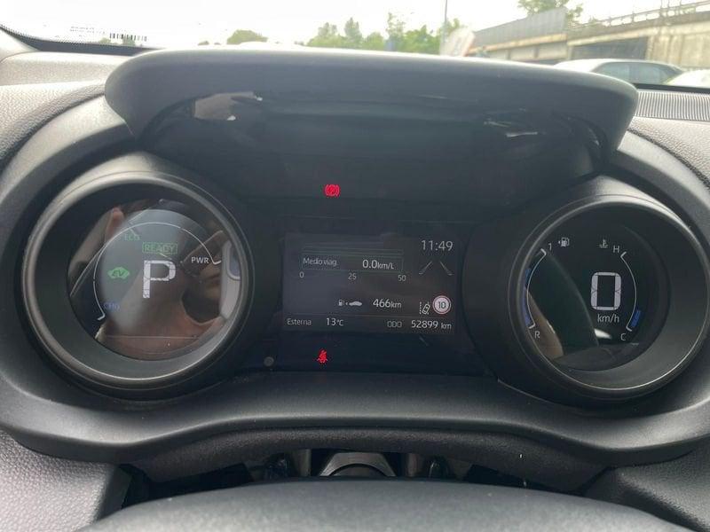 Toyota Yaris Hybrid Trend MY22