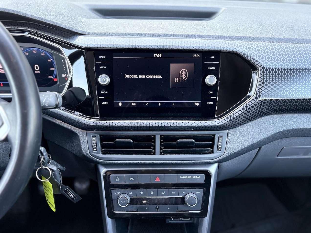 Volkswagen T-Cross 1.0 Benzina 116CV E6 - 2019