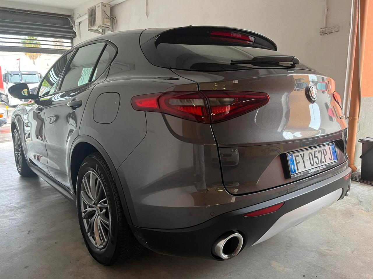 Alfa Romeo Stelvio 2.2 160 CV AT8 RWD Sport-Tech