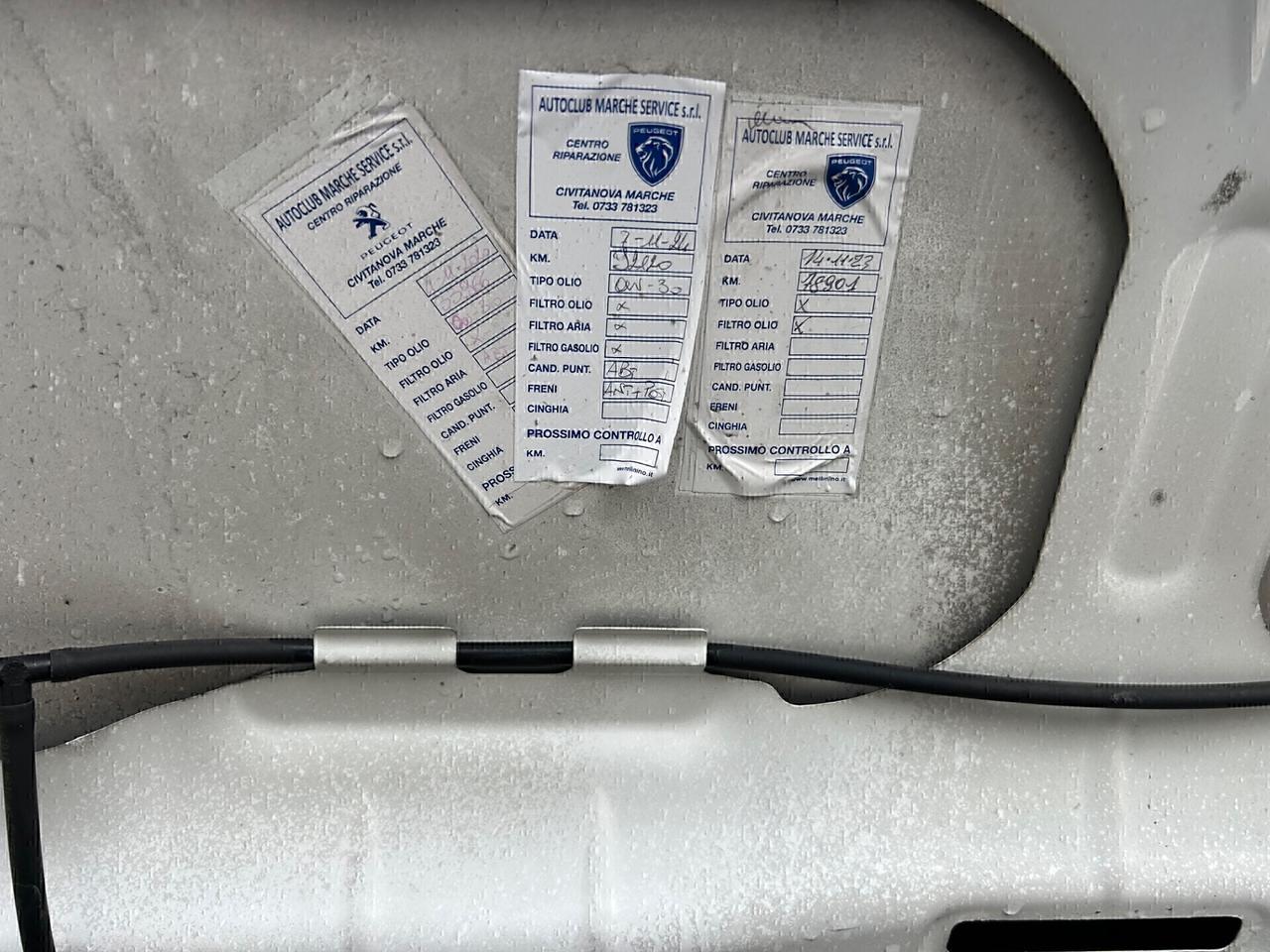 Peugeot PARTNER 1.6 HDI 3 POSTI “ 100 CV “