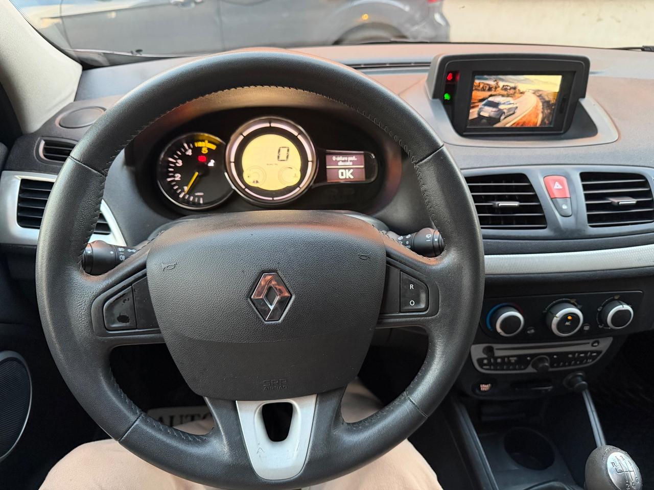 Renault Megane Mégane 1.5 dCi 110CV EDC SporTour Attractive