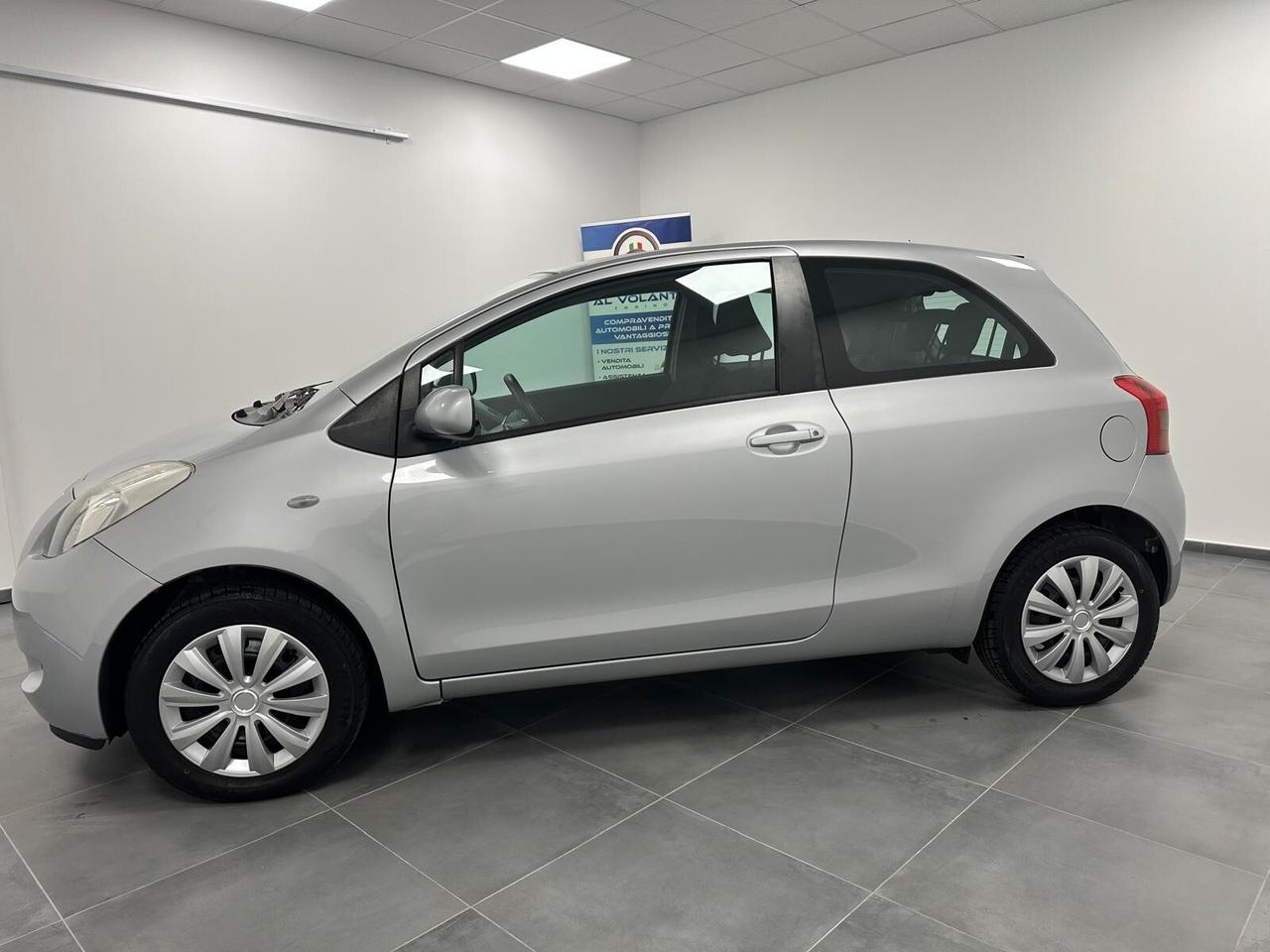 Toyota Yaris 1.0 3 porte - Neopatentati