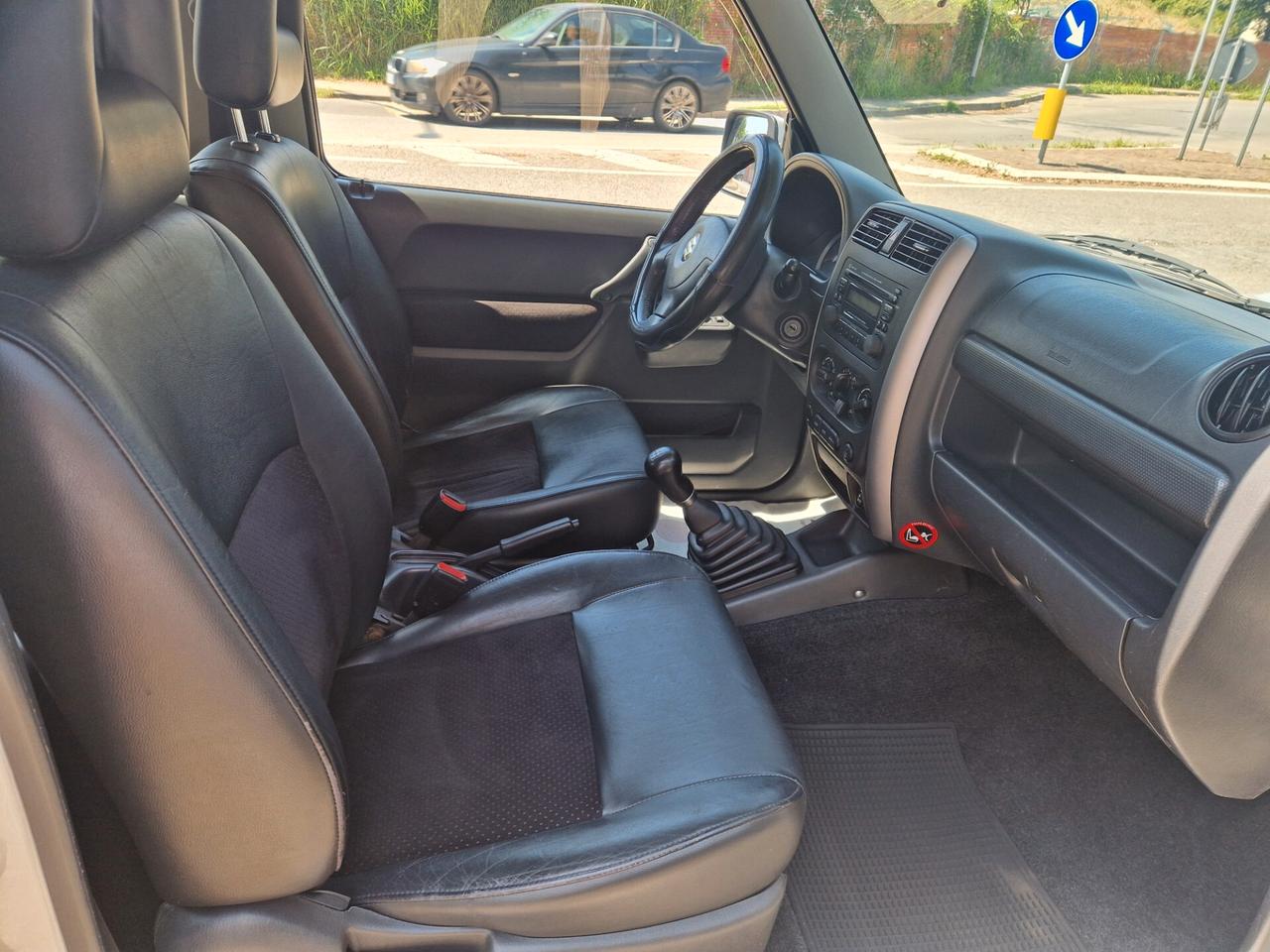 Suzuki Jimny 1.5 DDiS cat 4WD JLX Più
