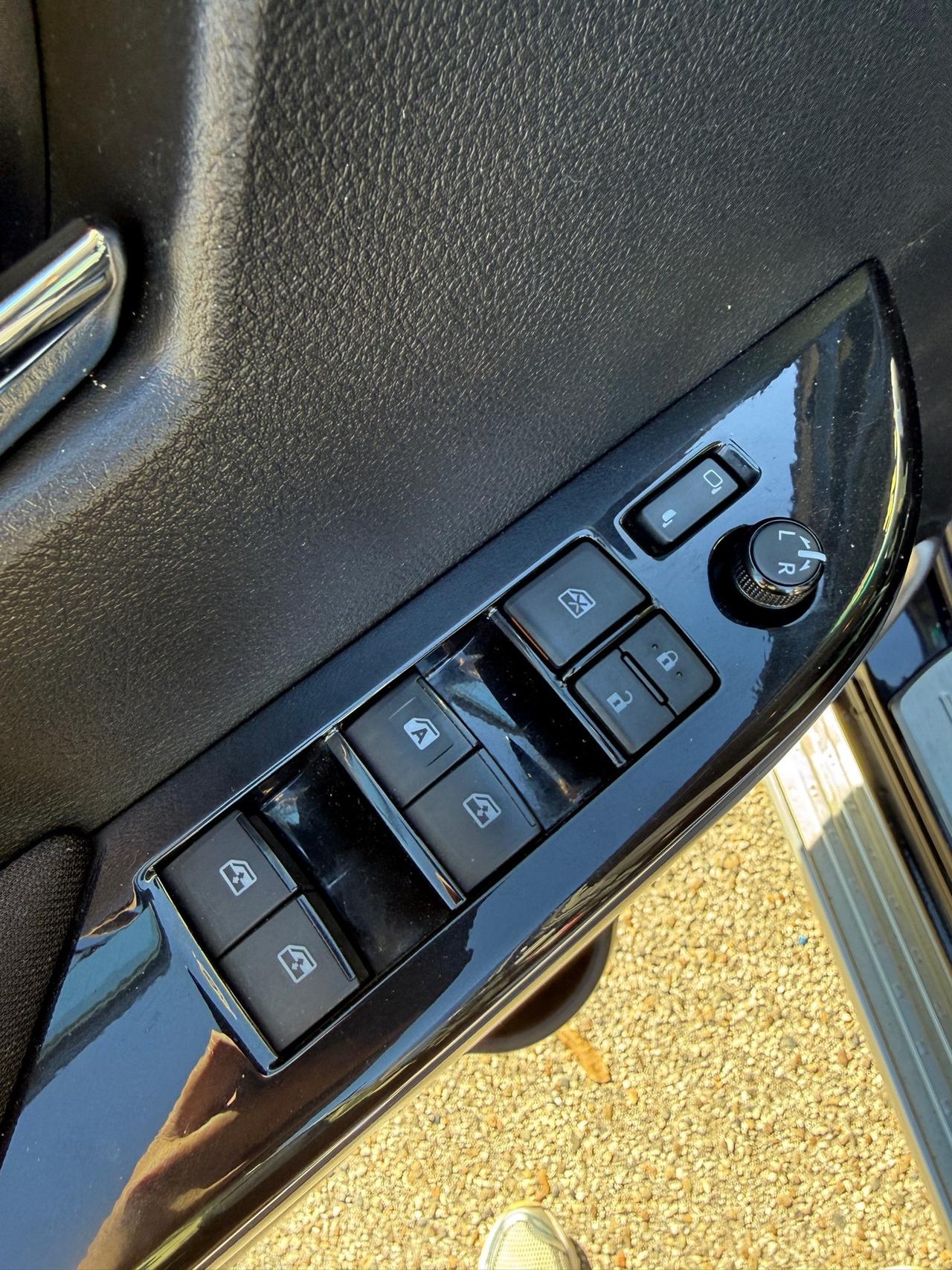 Toyota Hilux 2.4 D-4D 4WD Lounge GANCIO+HARD TOP