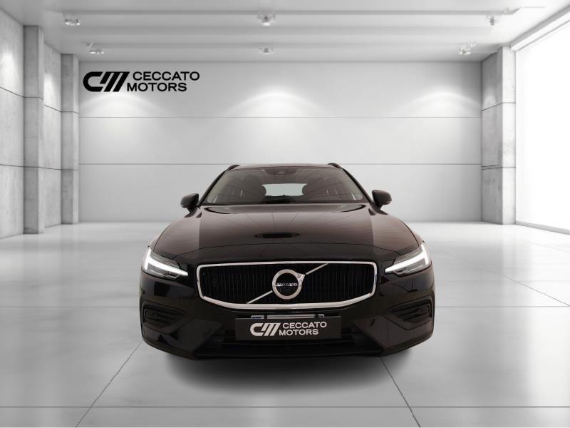 Volvo V60 2.0 B3 Momentum Business automatico