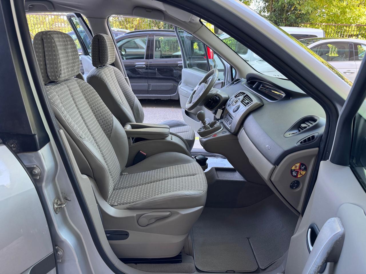 Renault Scenic 1.9 dci Luxe dynamique 7P 1Prop.