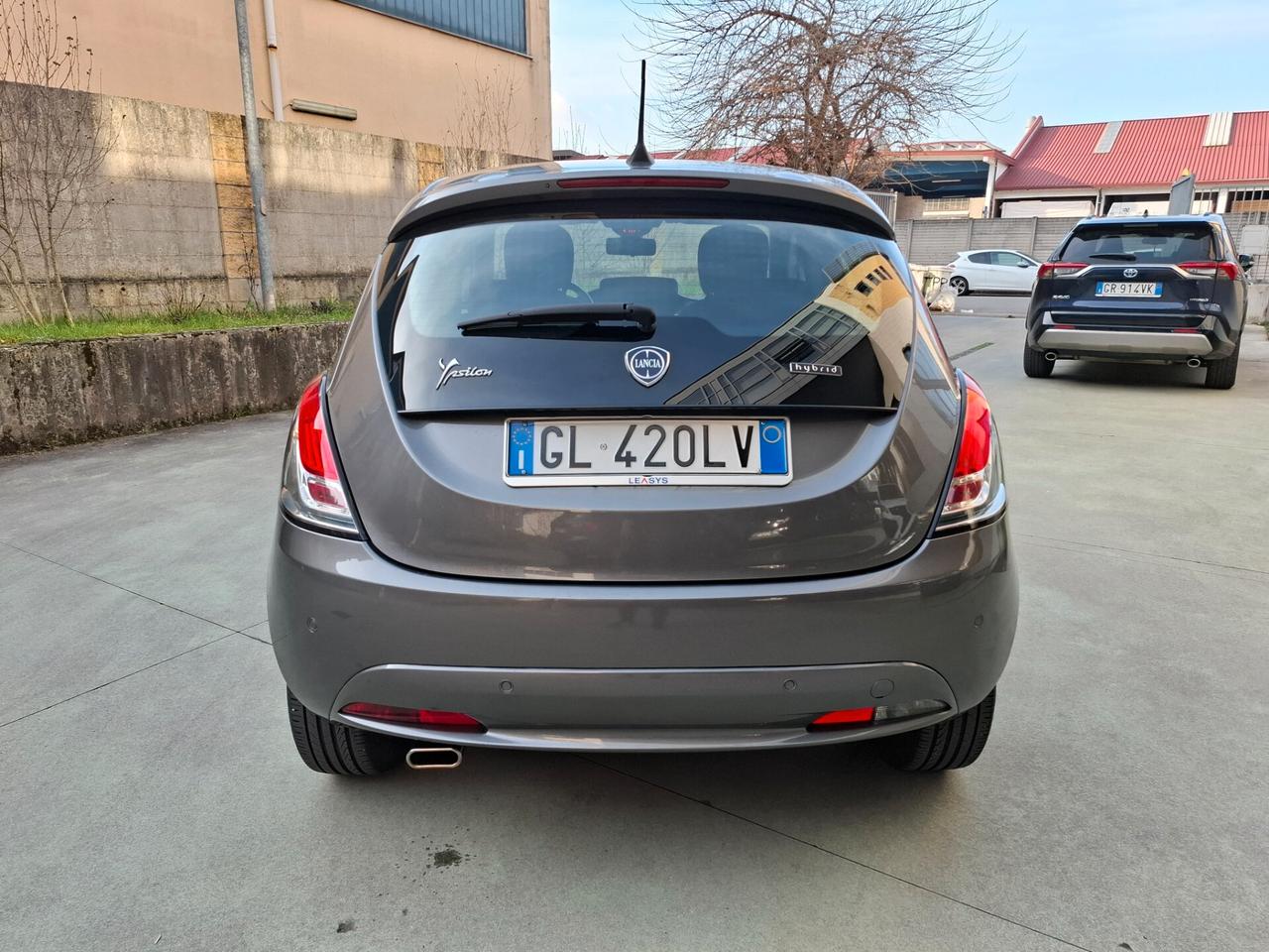 Lancia Ypsilon 1.0 FireFly 5 porte S&S Hybryd Gold