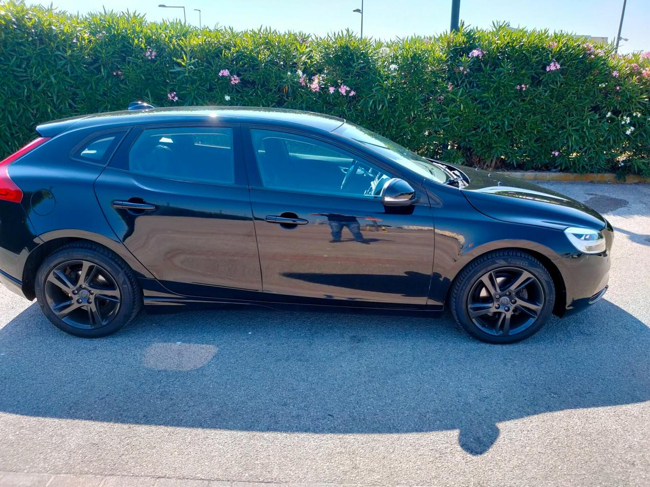Volvo V40 D2 Momentum PERFETTA