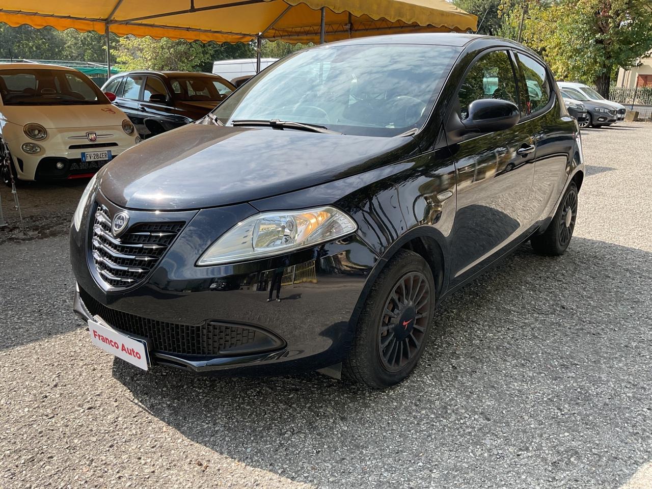 Lancia Ypsilon 1.2 5porte GPL Ecochic Gold OK NEOPATENTATI