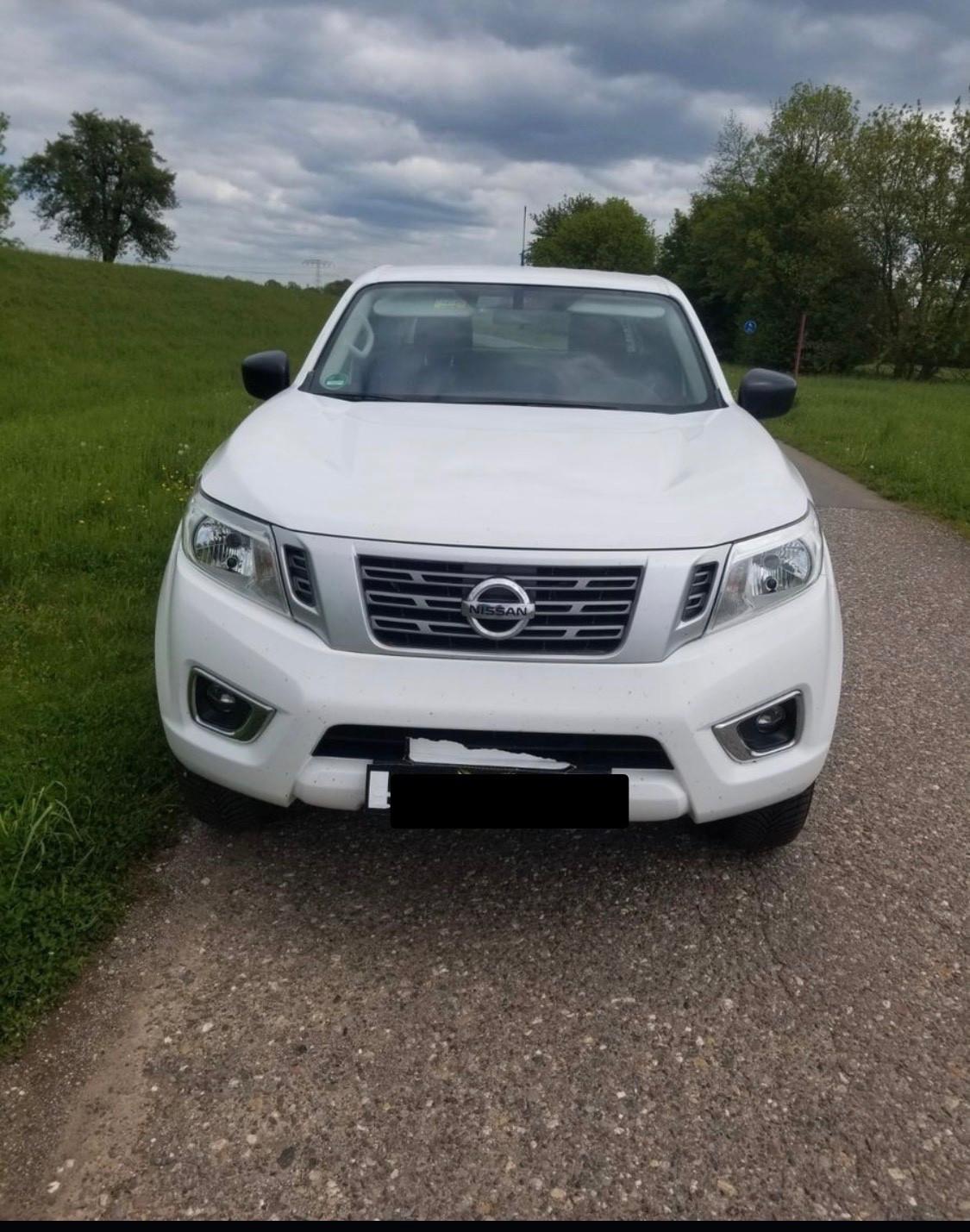 Nissan Navara 2.3 dCi 4WD King Cab Telaio Visia