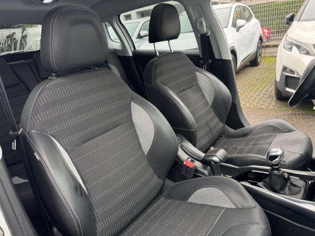 PEUGEOT 2008 1.6 e-HDi 115 CV Stop&Start Allure