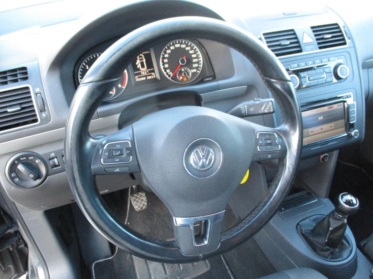 Volkswagen Touran 7 POSTI 1.6 TDI 2012