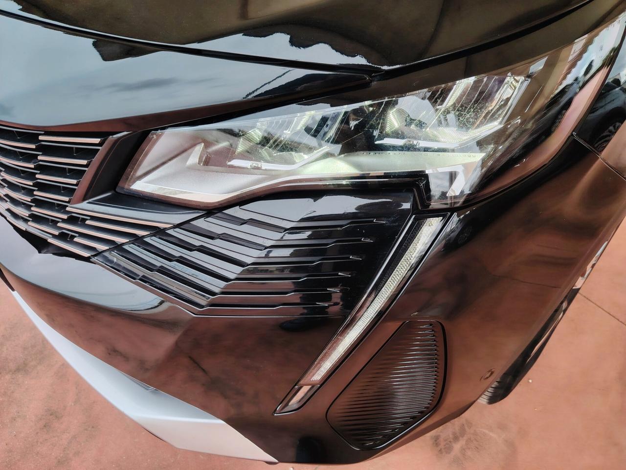 Peugeot 3008 BlueHDi 130 S&S EAT8 Allure 2022 restyling