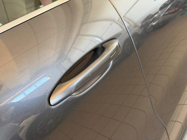 PORSCHE Cayenne 3.0 V6 E-Hybrid //TETTO//CARTIER//PARI AL NUOVO//