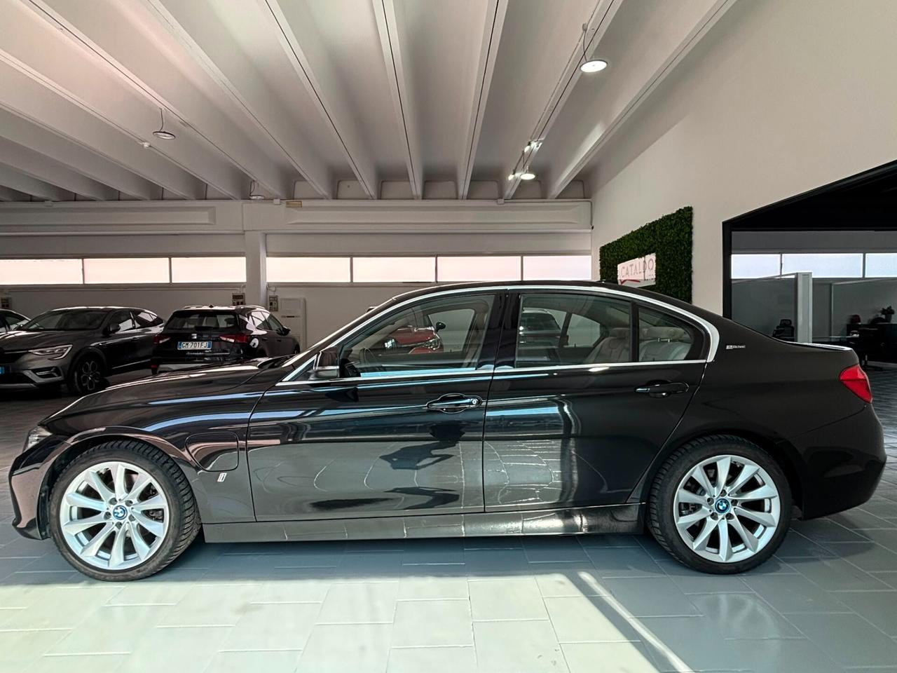 Bmw 330 330e iPerformance Luxury