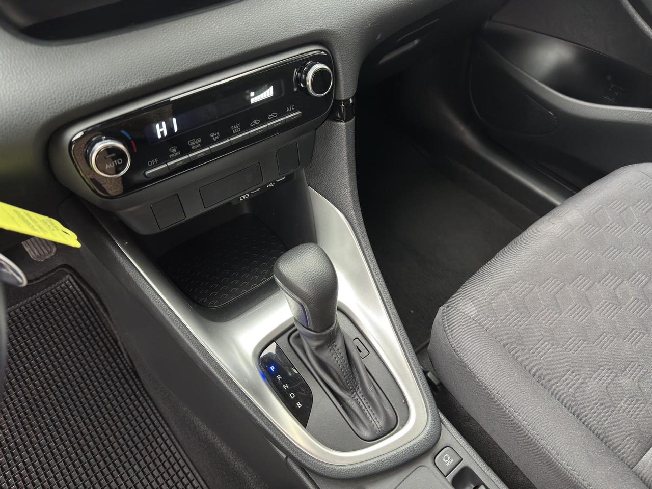 Toyota Yaris 1.5h Active