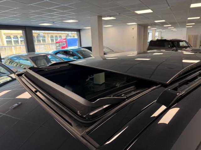 LAND ROVER Defender 90 3.0D I6 200 CV AWD Auto X-Dynamic SE / Sosp.