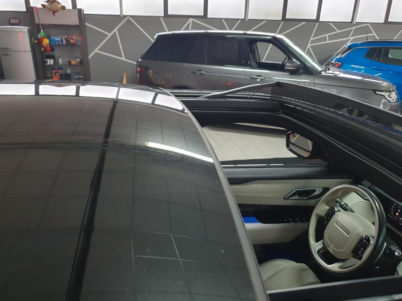 Land Rover Range Velar 2.0D I4 240 CV R-Dynamic HSE