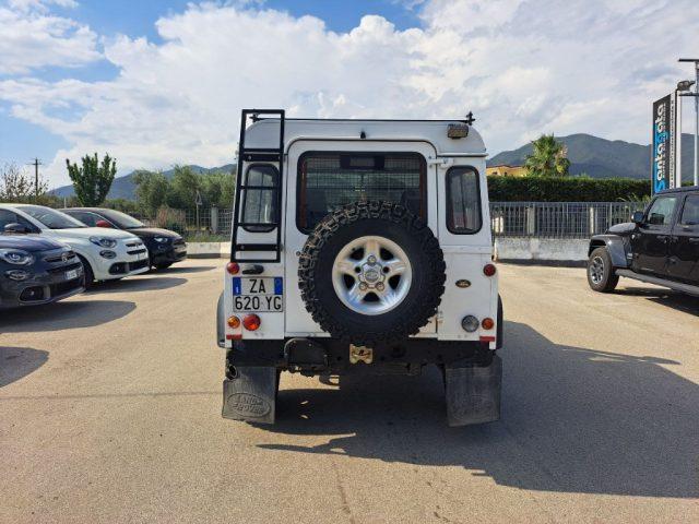 LAND ROVER Defender 90 2.5 Td5 cat S.W. E