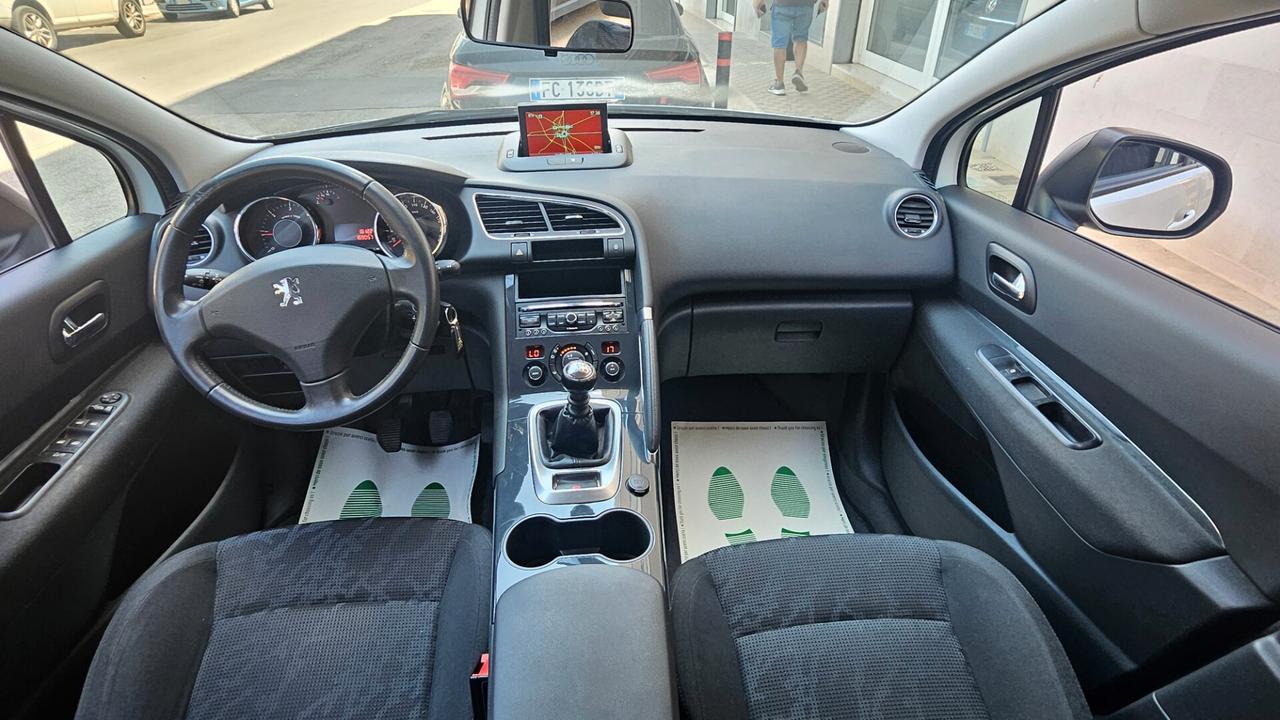 Peugeot 3008 1.6 HDi 115CV Allure