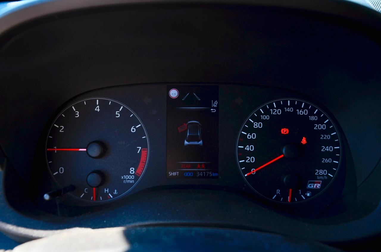 TOYOTA YARIS 1.6 CIRCUIT 260cv, AUTO IN OTTIME CONDIZIONI, UFF ITALIANA, EURO 6D, SERVICE TOYOTA, HIGH BEAM, RETROCAMERA, PERMUTE