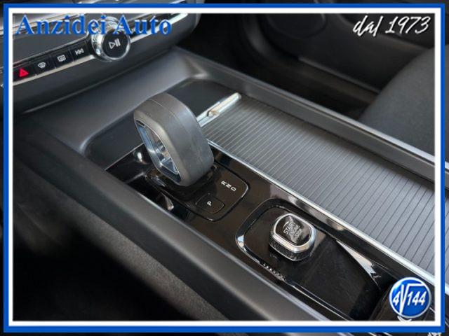 VOLVO XC60 B4 D AWD Geartronic Business
