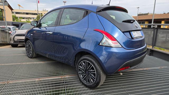 LANCIA Ypsilon 1.0 FIREFLY HYBRID ORO PROMO CVT AZ.LE GARANZIA