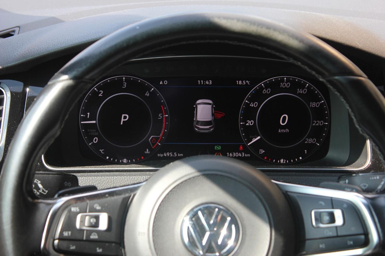Volkswagen Golf GTD 7.5 2.0 TDI 184 CV DSG 5p.