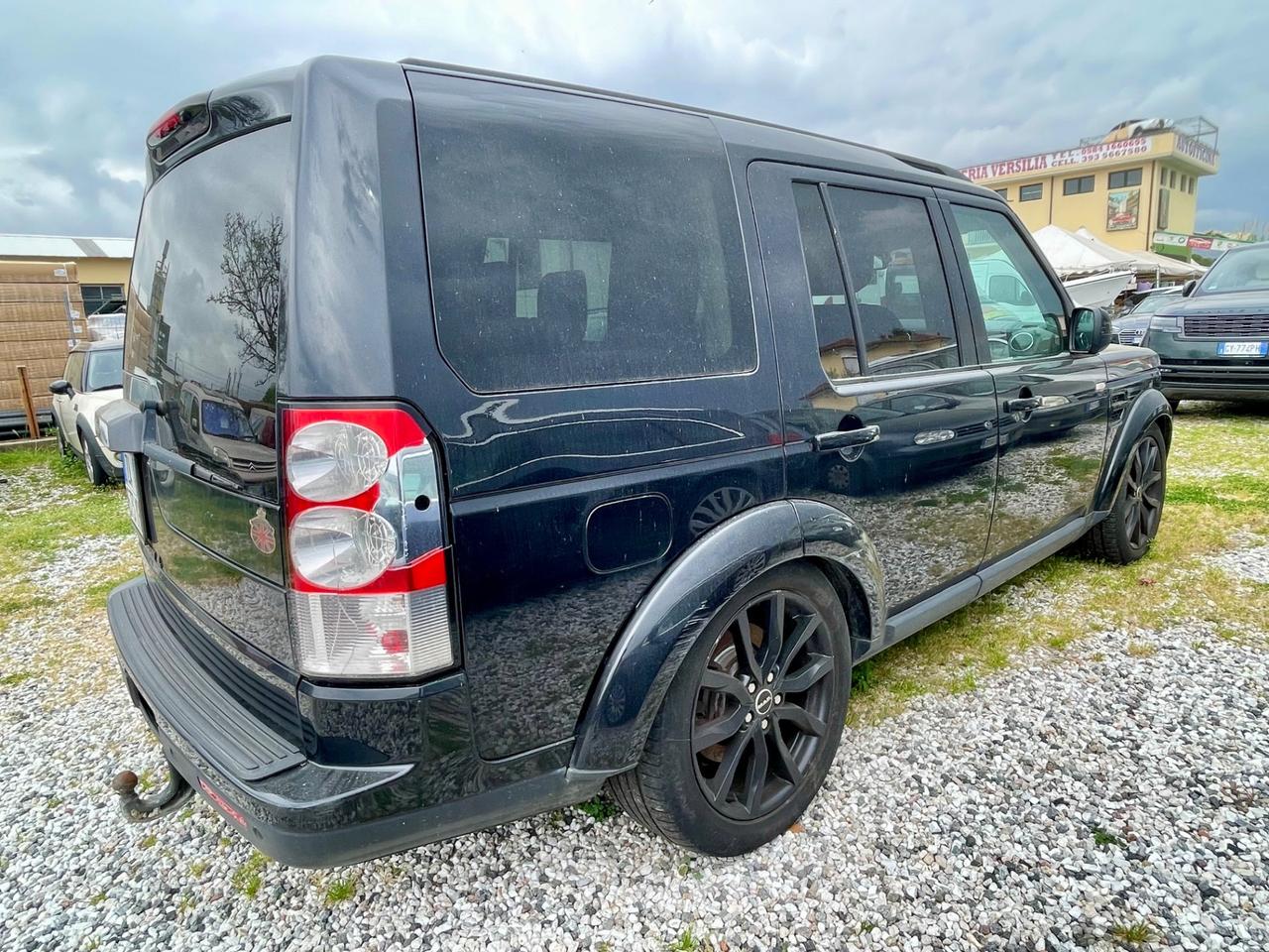 Land Rover Discovery 4 3.0 SDV6 245CV Black&White Limited Edition