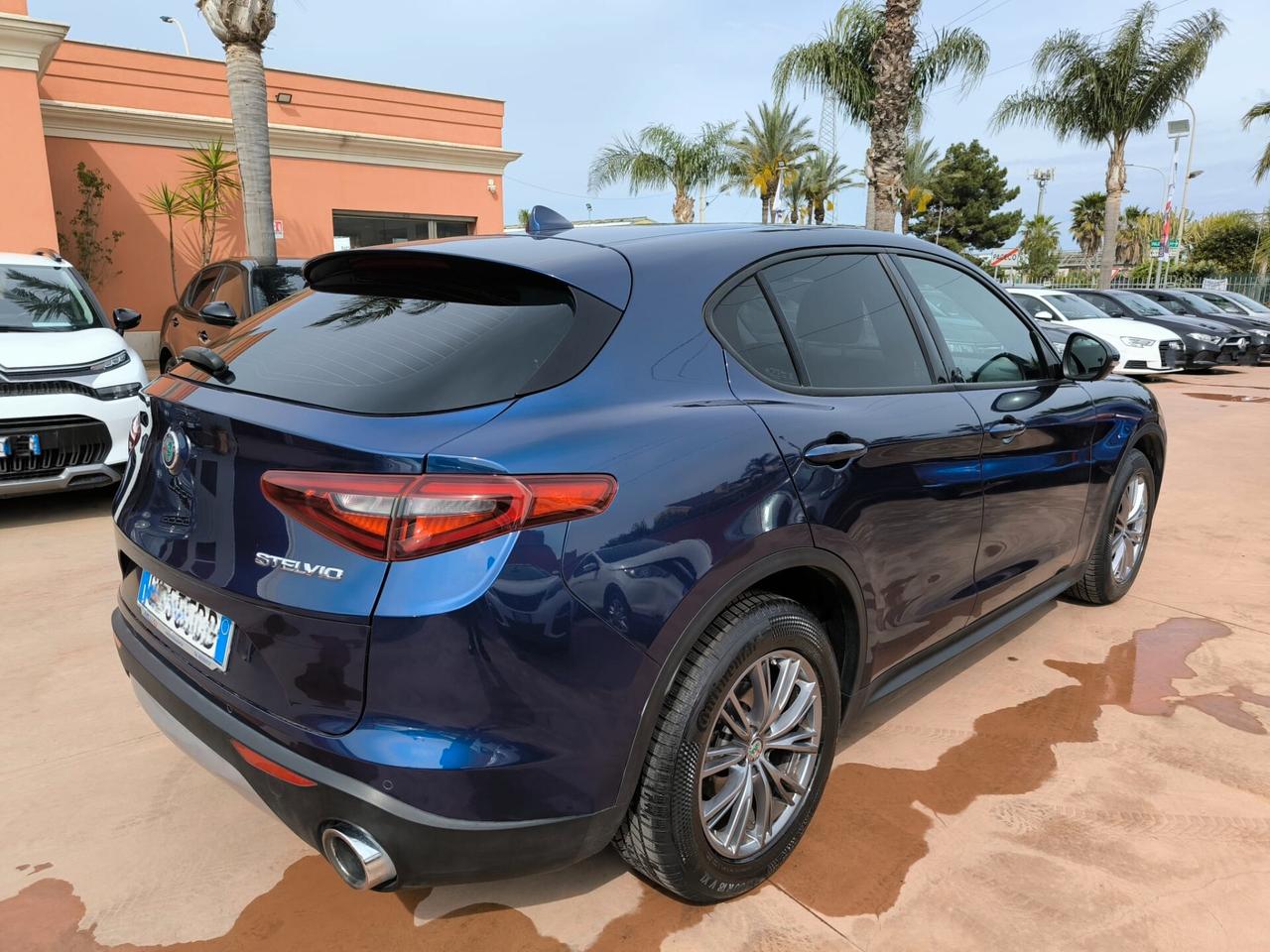 Alfa Romeo Stelvio 2.2 Turbodiesel 160 CV AT8 RWD Business