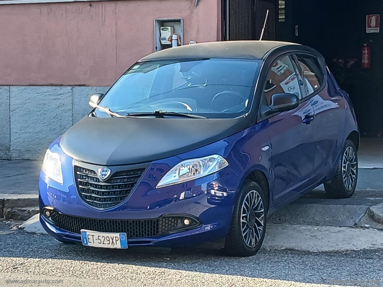 LANCIA Ypsilon 1.2 69 CV 5p. S Momodesign