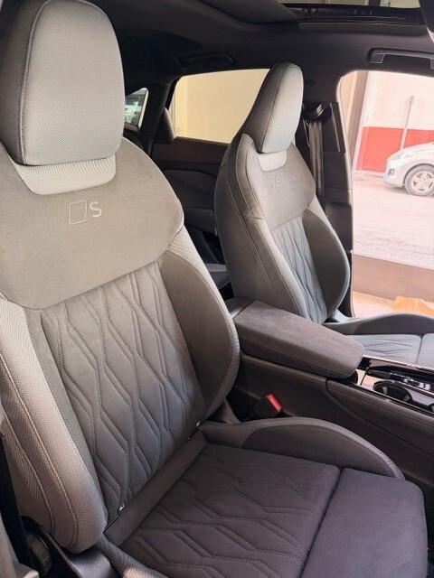 Audi Q3 Sportback Black line 35 TDI S-tronic NEW MODEL