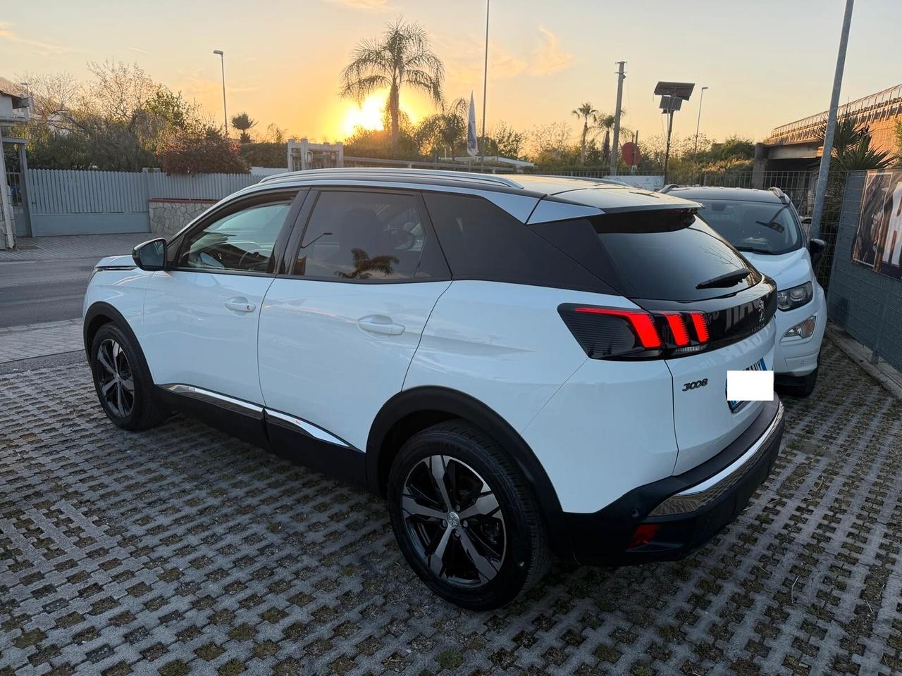 Peugeot 3008 BlueHDi 130 S&S Allure-2019