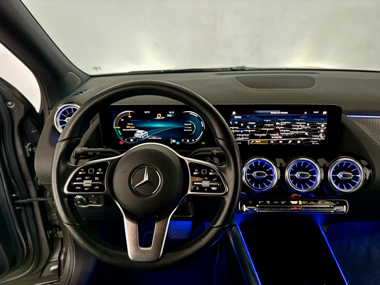 Mercedes-benz GLA 180d Sport NIGHT EDITION OK NEOPAT.