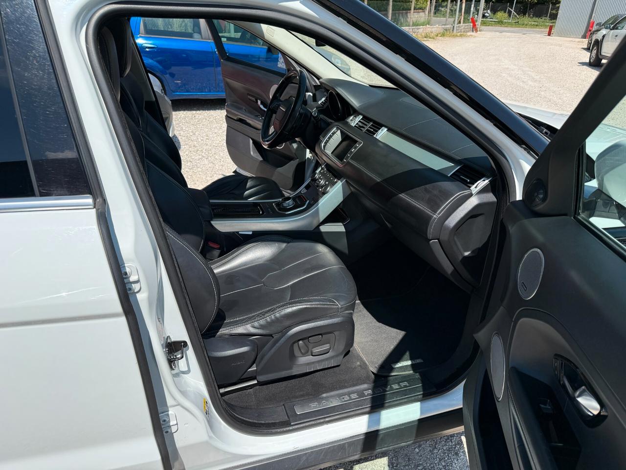 Land Rover Range Evoque 2.2 TD4 5p. Dynamic