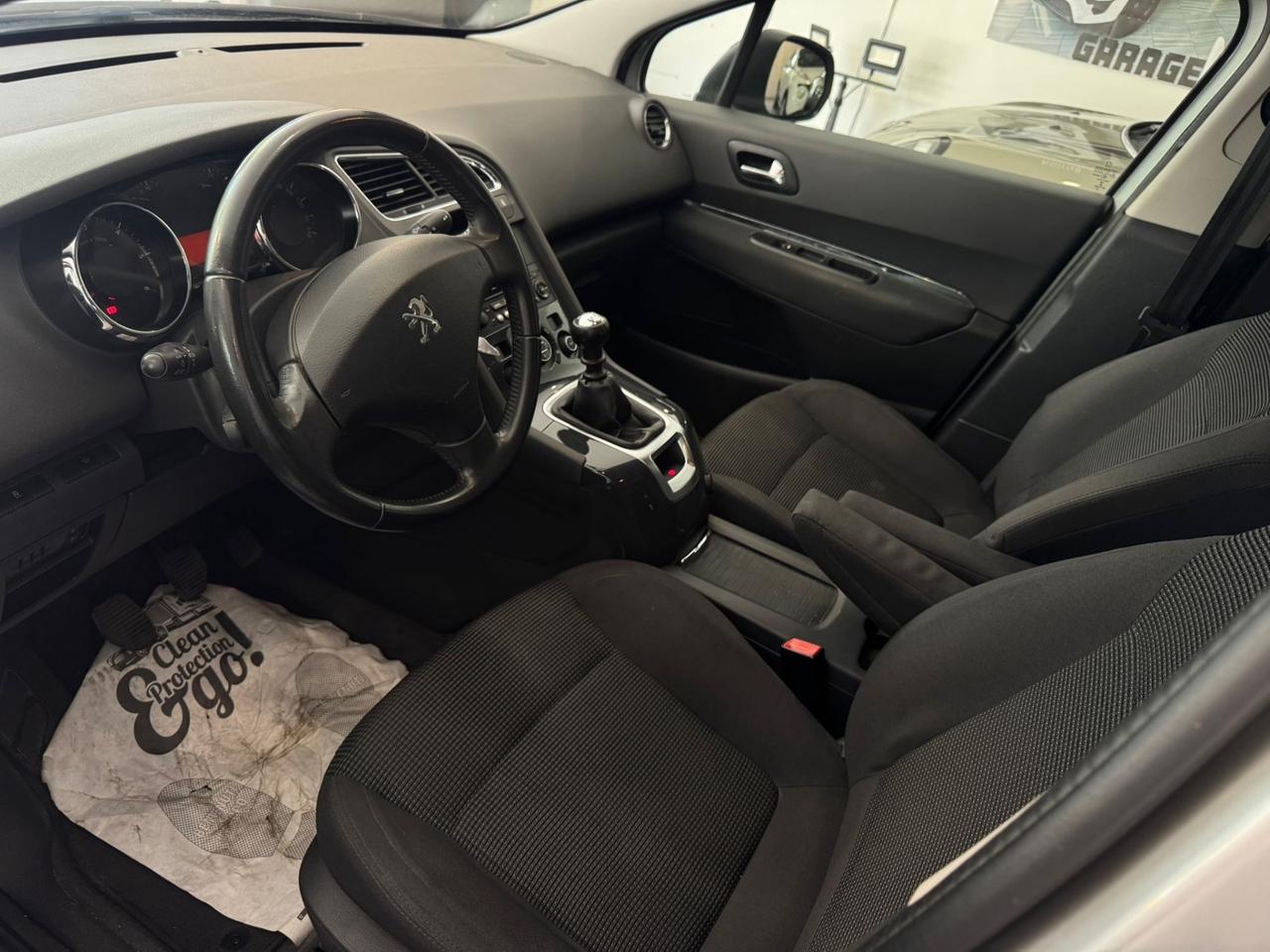 Peugeot 5008 1.6 DIESEL 7 POSTI ANNO 2016
