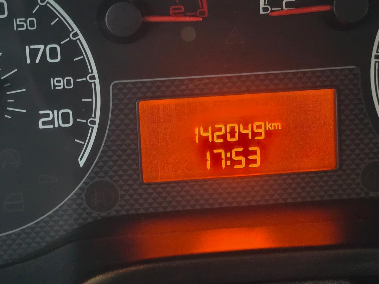 Peugeot Bipper Tepee 1.3 HDi 75 FAP Outdoor