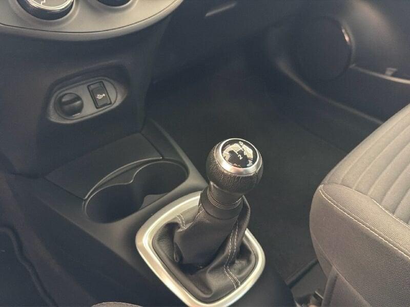 Toyota Yaris Yaris 1.0 5 porte Active