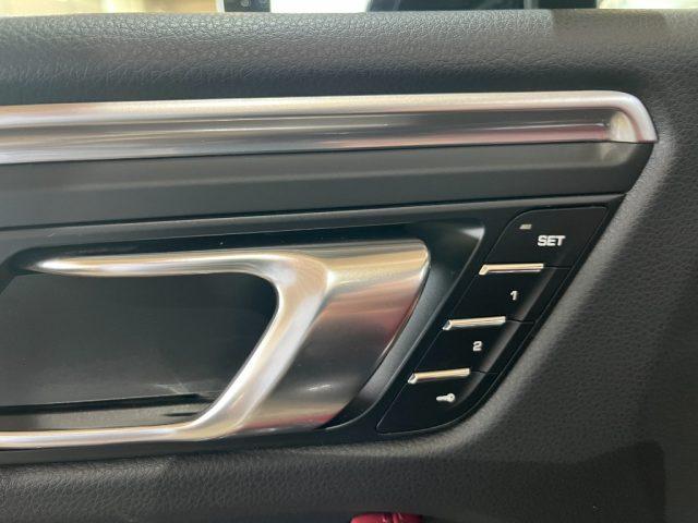 PORSCHE Macan 2.0 T /4 SCARICHI/TETTO PANO/PELLE/LED MATRIX/360