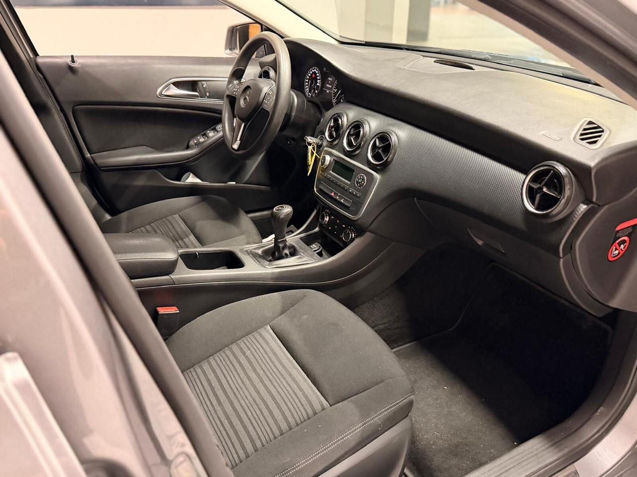 Mercedes-benz A 180 CDI BlueEFFICIENCY Premium
