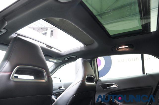 MERCEDES-BENZ GLA 220 D AUTOMATIC 4MATIC PREMIUM AMG TETTO PANORAMA