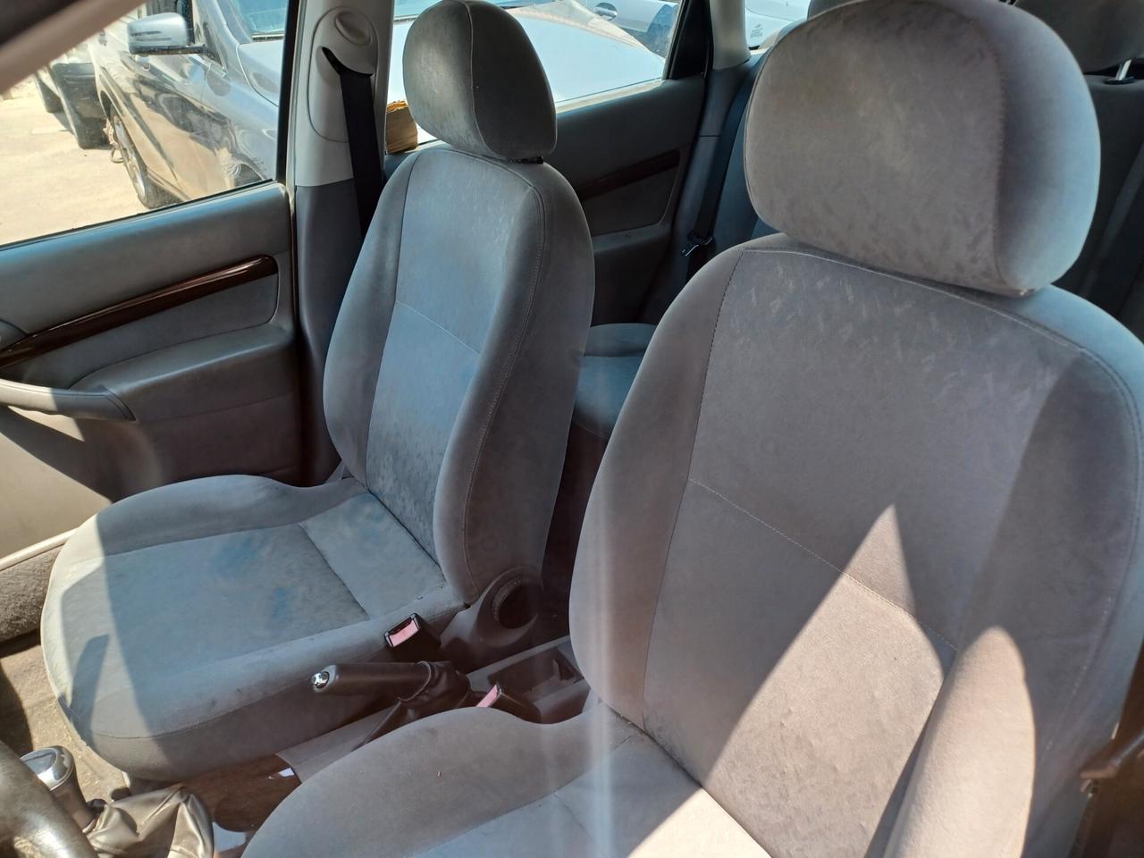 Ford Focus 1.6 SW Ghia SOLO 69000 KM!!